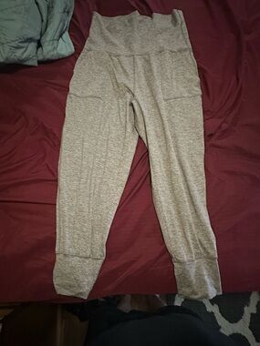 Women's High-Waist Heather Gray Jogger Pants with Pockets